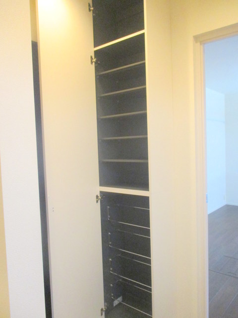 玄関　フルトールサイズの玄関シューズボックス