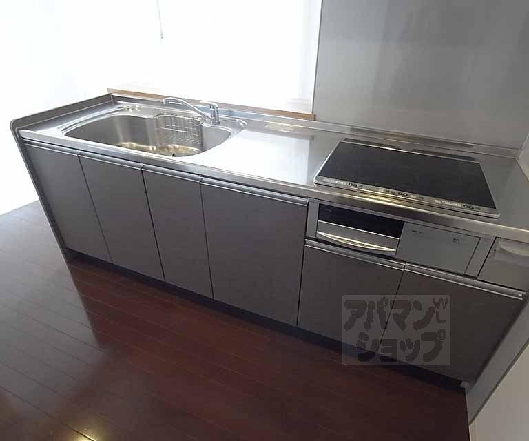 キッチン　システムキッチン装備