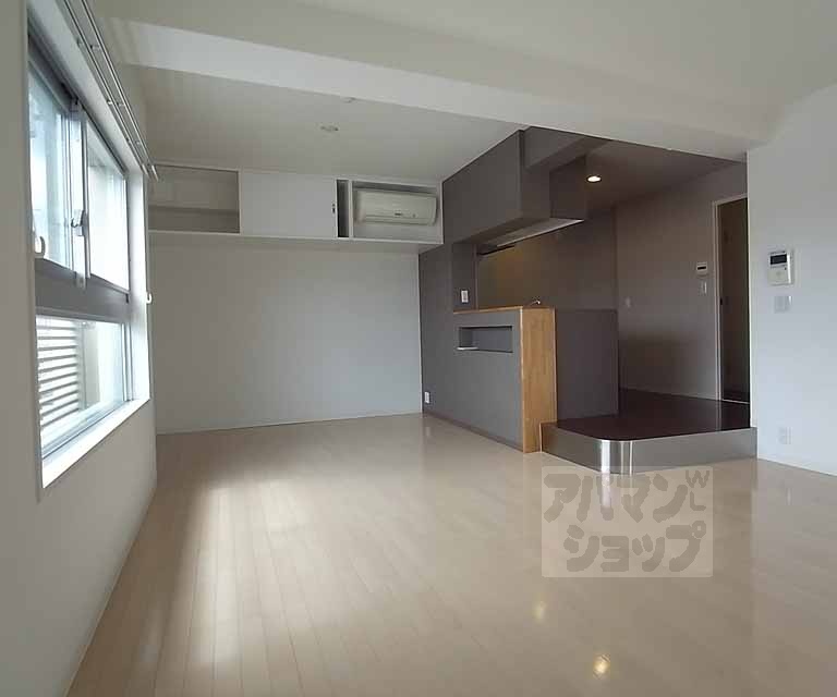 居室・リビング　リビング