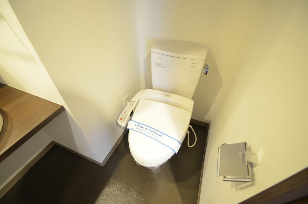 トイレ　シャワー付トイレ