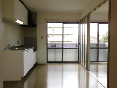 ロビー　ダイニング