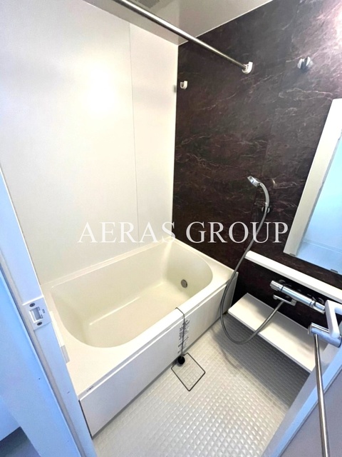 バス・シャワールーム　他部屋同仕様タイプ。