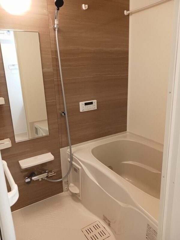 バス・シャワールーム　図面と現状に相違がある場合には現状を優先