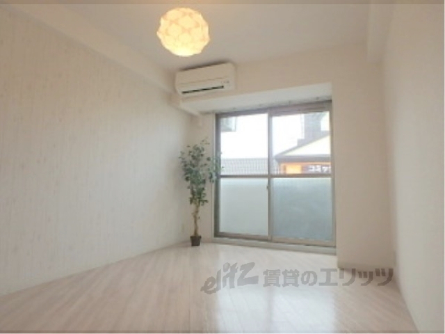 居室・リビング　洋室