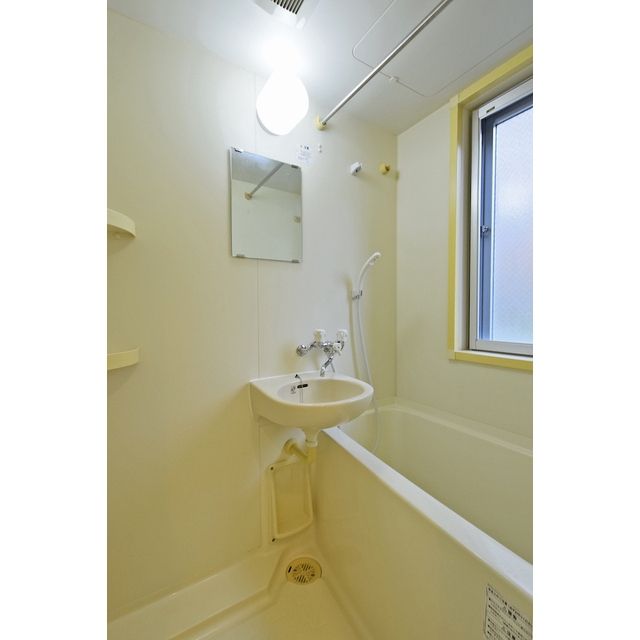 バス・シャワールーム　洗面