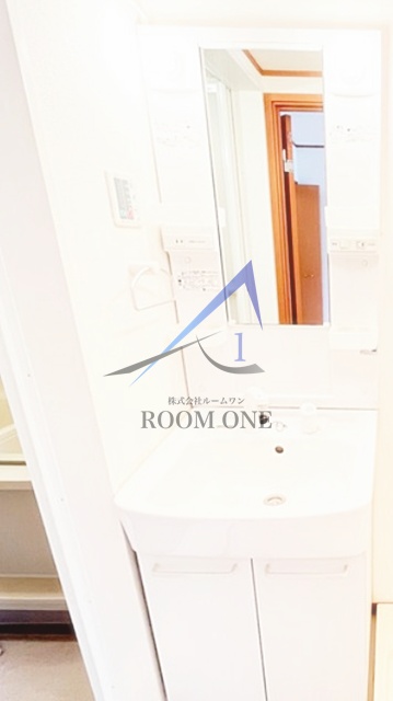 洗面設備　洗面台です。