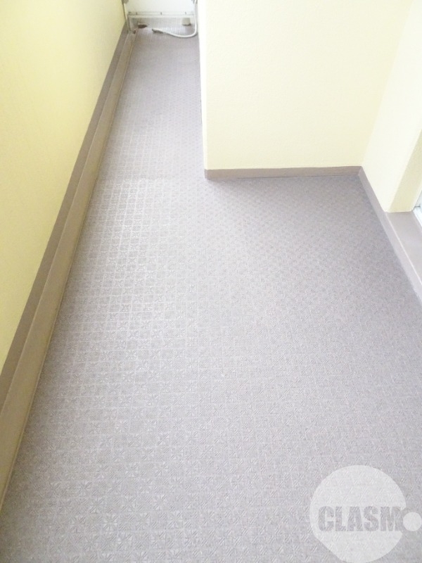 バルコニー　朝日が差し込む東向きバルコニー♪