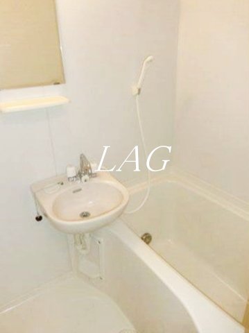 バス・シャワールーム　お風呂です。