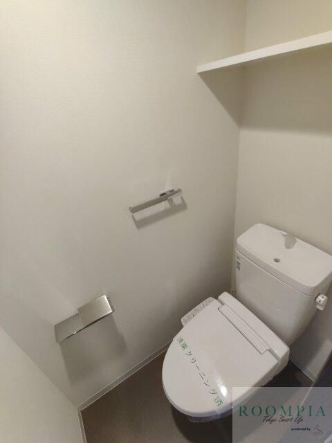 トイレ　※同タイプの別のお部屋です。