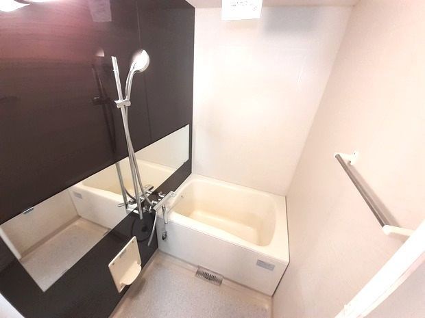 バス・シャワールーム　清潔感が保たれています。