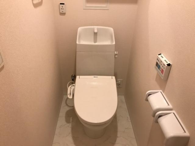 トイレ　シャワー付トイレ