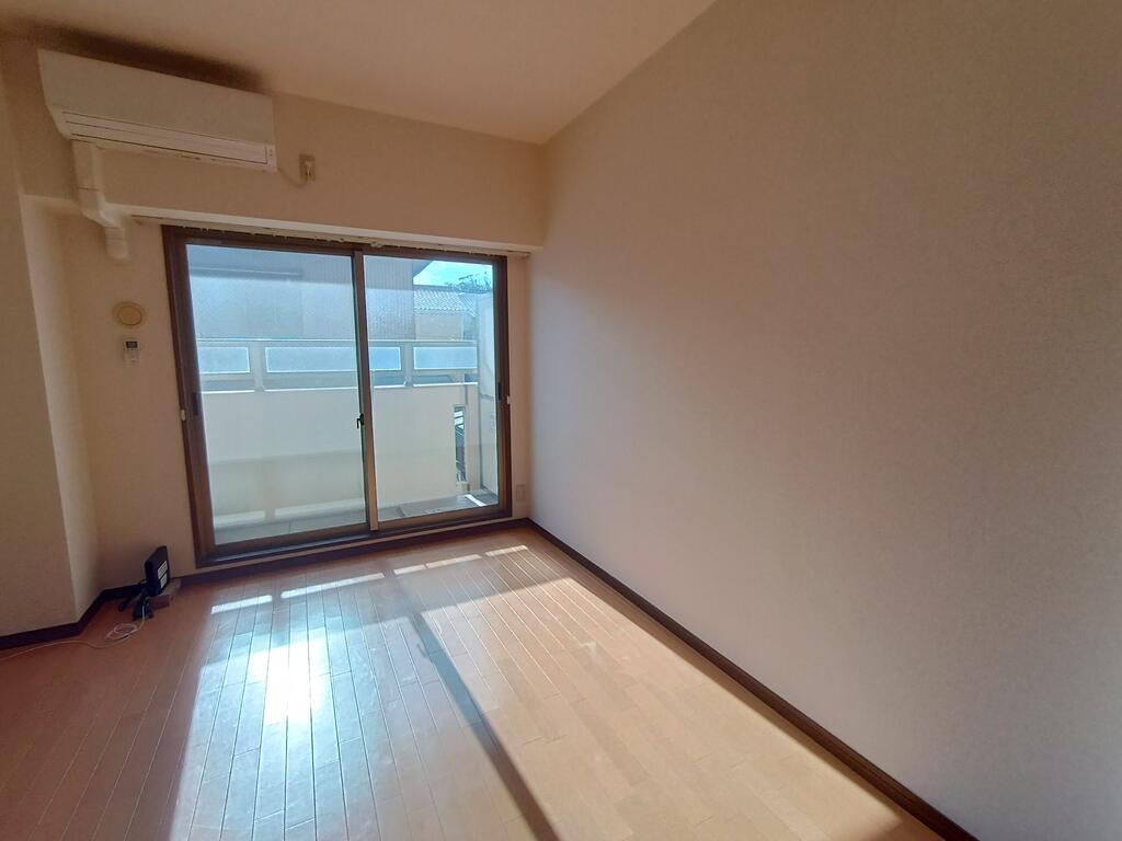 その他部屋・スペース　洋室6帖