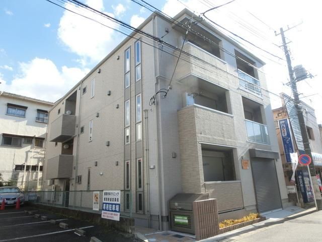 建物外観　2016年1月築の都市ガス物件です