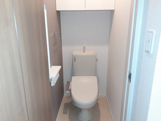 トイレ　清潔感のあるトイレです