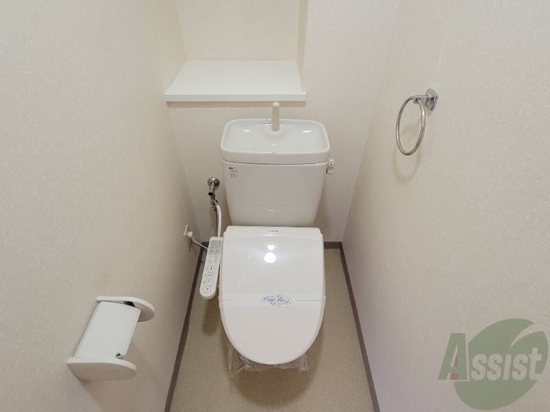トイレ　トイレも広さ十分で、ゆったりできそうですね