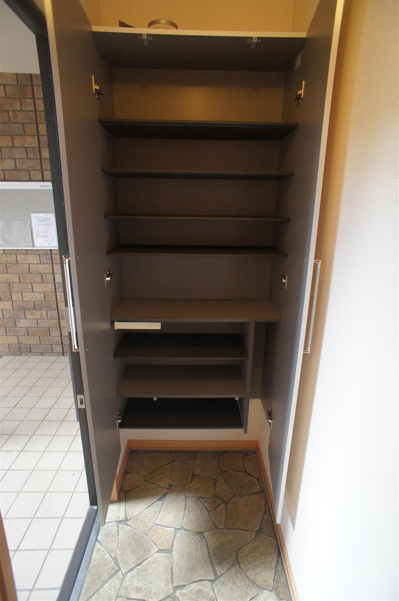 玄関　玄関