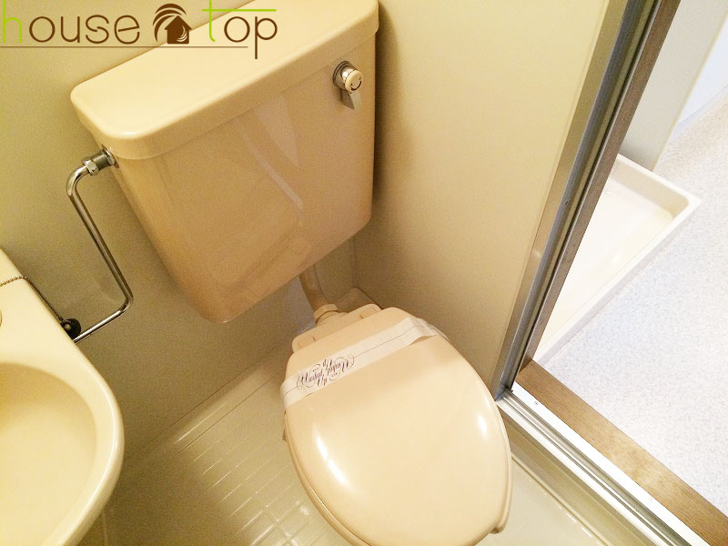 トイレ　水廻りもリフォームしていますのでトイレもきれいですよ♪