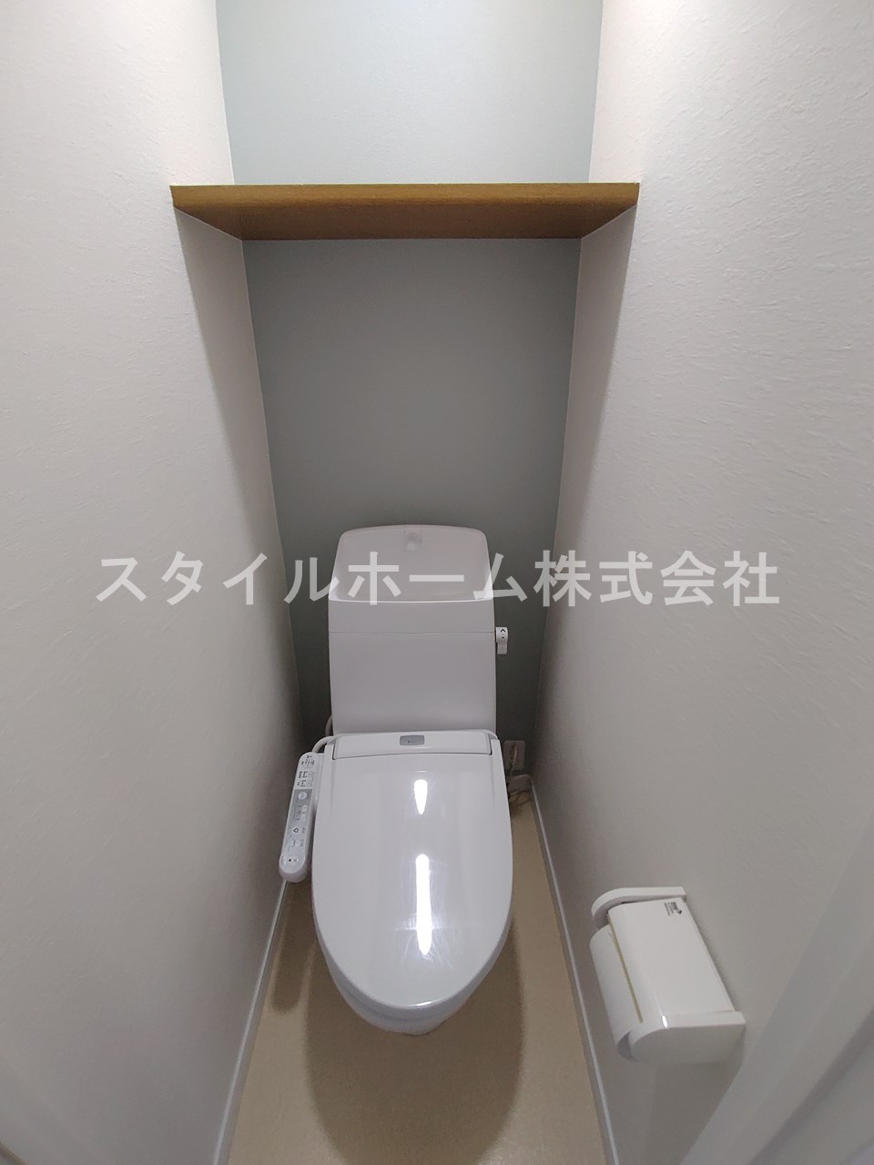 トイレ　別部屋写真です。