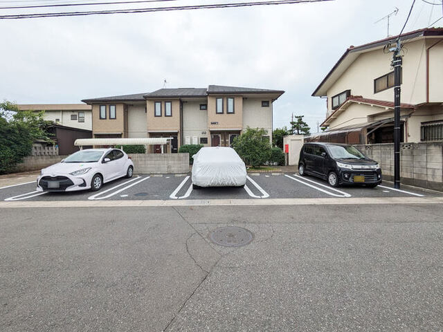 駐車場　駐車場