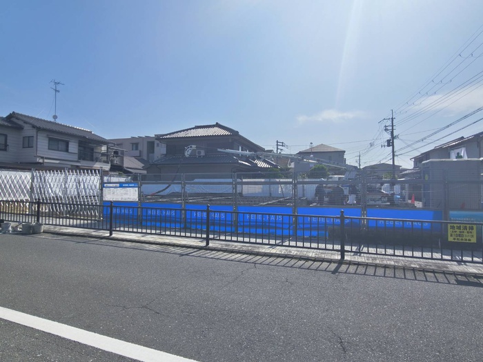 建物外観　建築中