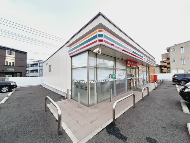 コンビニ　セブンイレブン成田公津の杜3丁目店（コンビニ）まで2152m