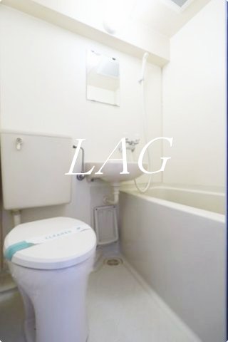 バス・シャワールーム　お風呂です。