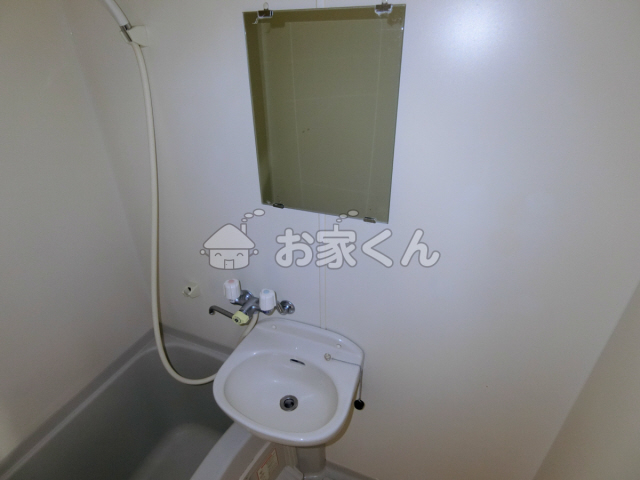 洗面設備　洗面(写真は別のお部屋です)