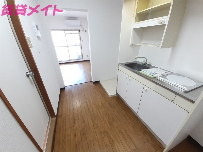 キッチン　別部屋写真