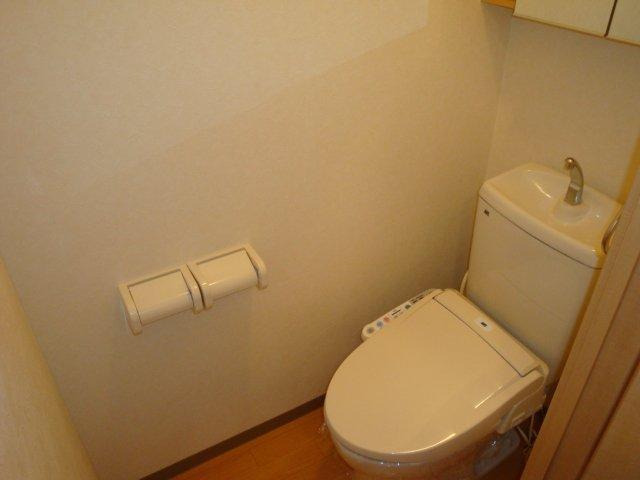 トイレ　シャワー付トイレ