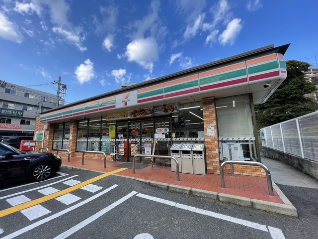 コンビニ　セブンイレブン　吹田新芦屋上店（コンビニ）まで364m