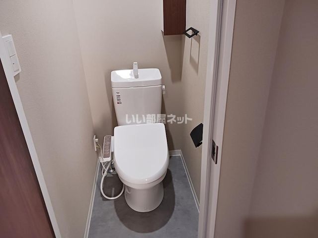 News Rowのトイレ写真