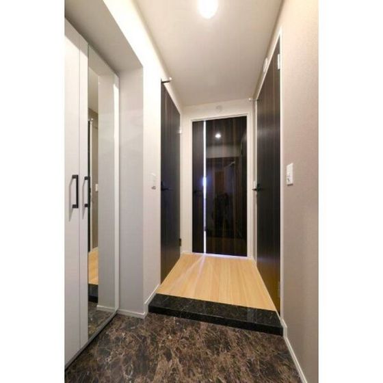 玄関　※同シリーズお部屋写真。現況優先※