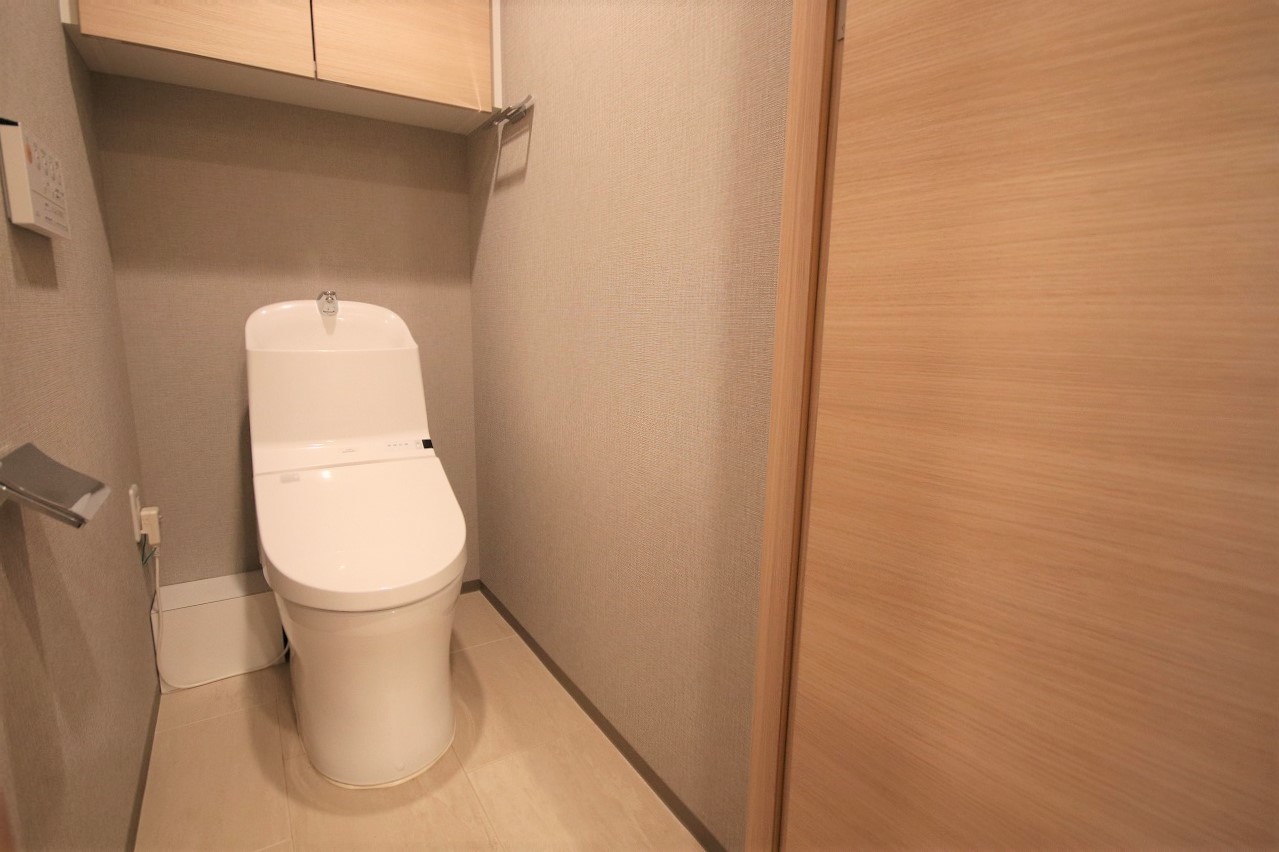 デュオヒルズ京都室町通 鯉山町のトイレ写真