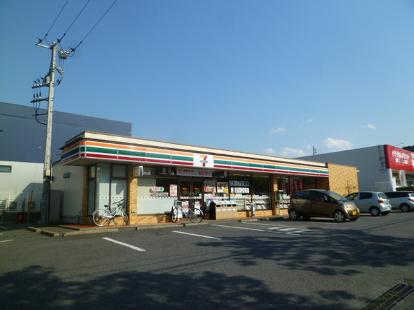 コンビニ　セブンイレブン成田美郷台店（コンビニ）まで403m