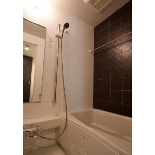 バス・シャワールーム　※写真は同タイプ住戸です。