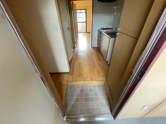 玄関　※別部屋の写真です