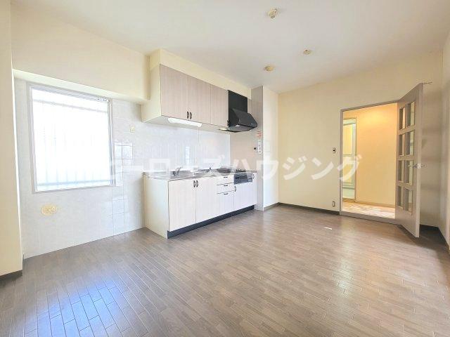 居室・リビング　※同タイプの写真となり、実際のお部屋とは異なる場合があります