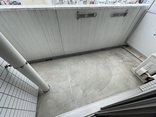 バルコニー　★広いバルコニーで洗濯物も一気に干せます★