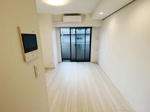 居室・リビング　☆広々とした居室☆