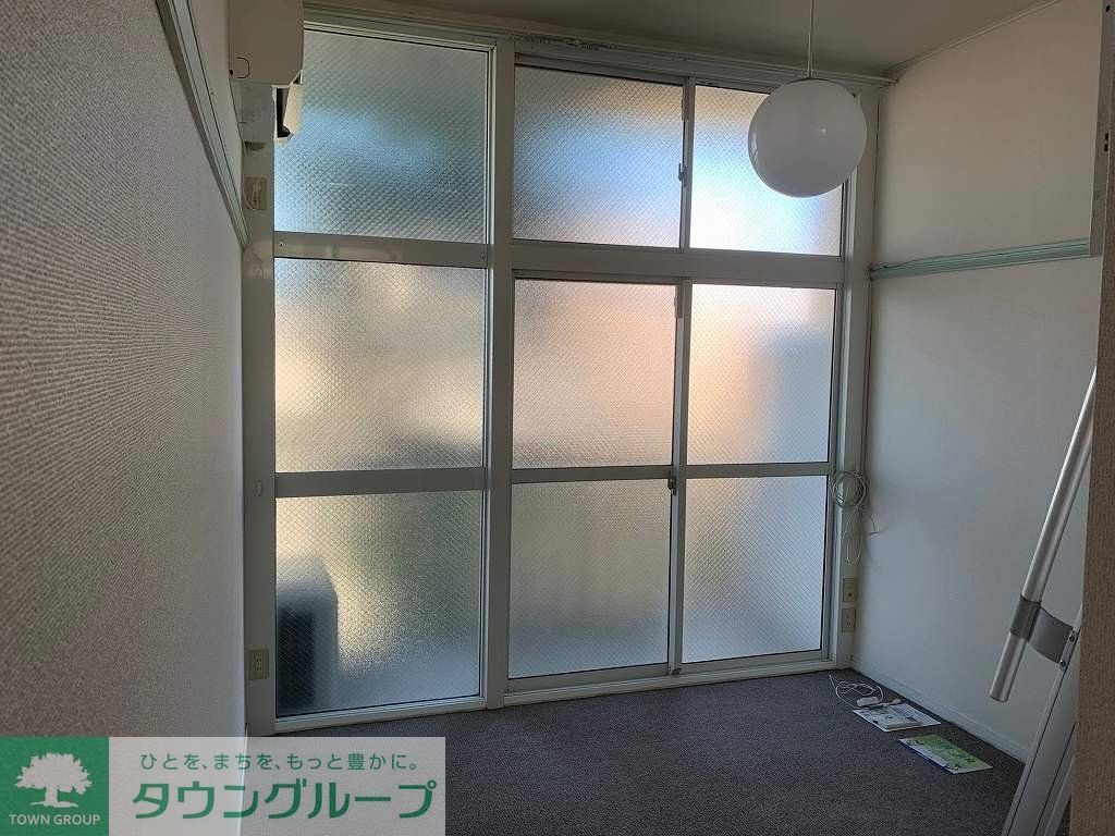 居室・リビング　同タイプのお部屋の写真です。