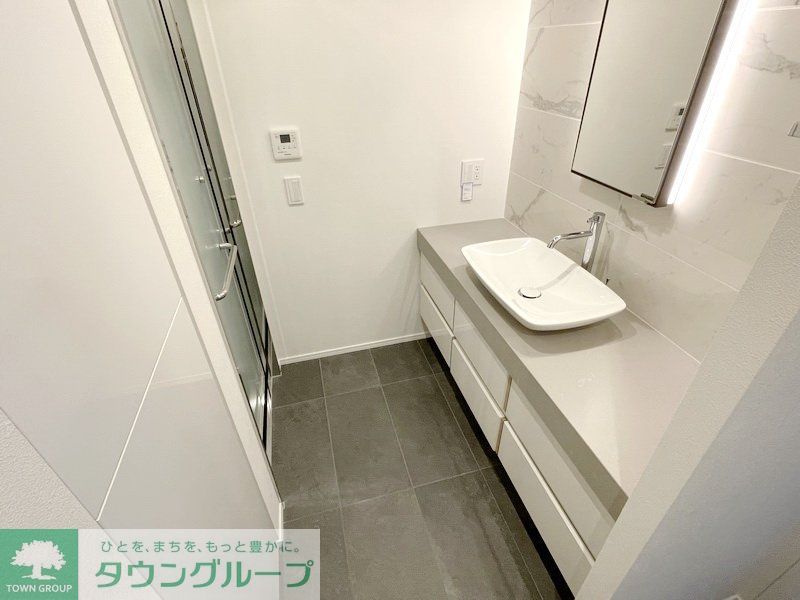 洗面設備　お部屋探しは株式会社　タウンハウジング　までお気軽にお問合…