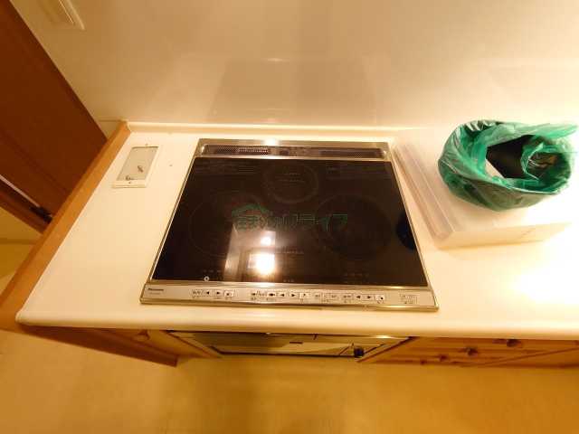 キッチン　参考写真　別のお部屋のお写真です