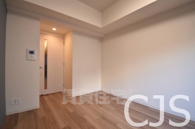 1K Mansion in Tennoji-ku, Osaka — photo 3 of 3