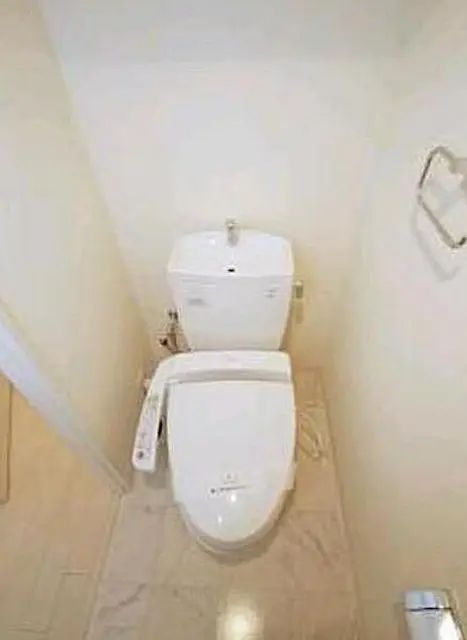 トイレ　写真は同タイプ住居です。