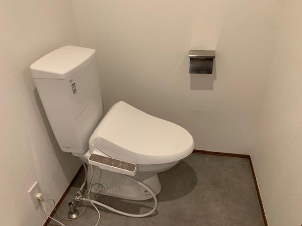 トイレ　ウォシュレット