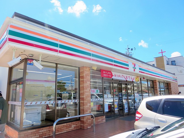 コンビニ　セブン－イレブン浜松和地山２丁目店（コンビニ）まで524m