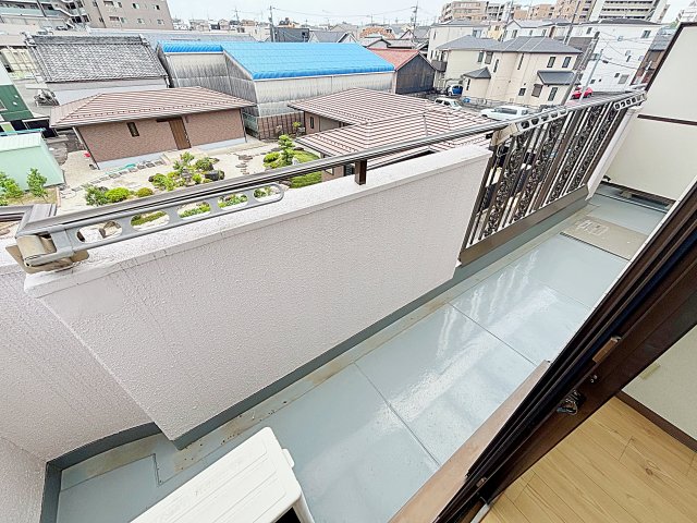 地下鉄名城線 新瑞橋駅 徒歩5分 3階建 築38年の内装写真