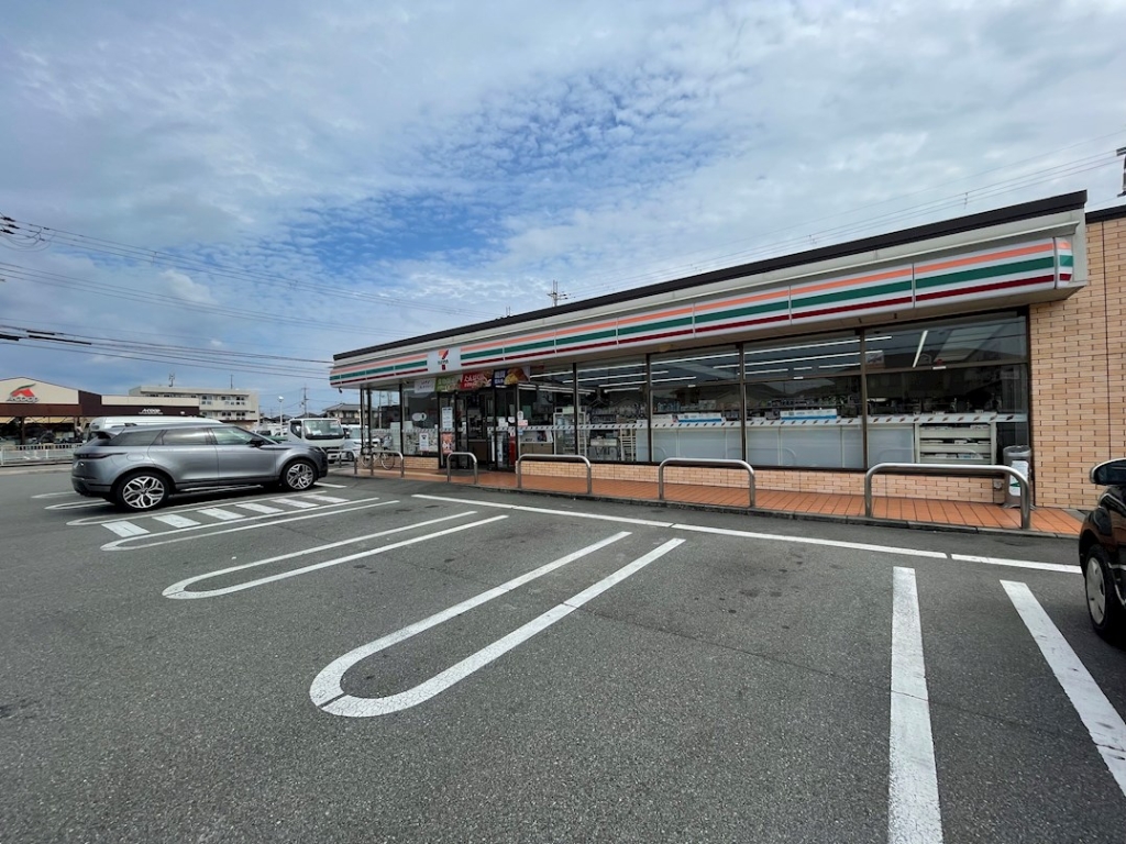 コンビニ　セブンイレブン 姫路津田今在家北店（コンビニ）まで1556m