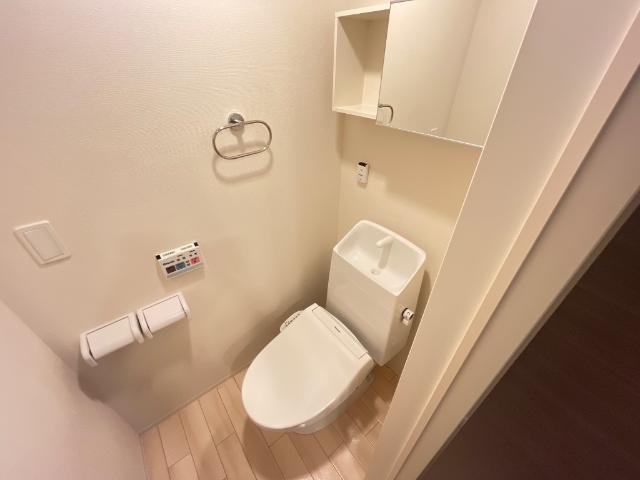 トイレ　シャワー付トイレ