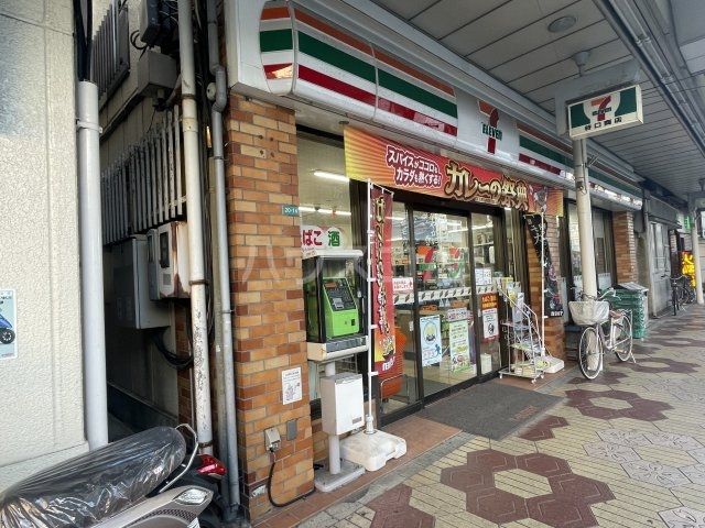 コンビニ　セブン‐イレブン 南小岩５丁目店（コンビニ）まで588m
